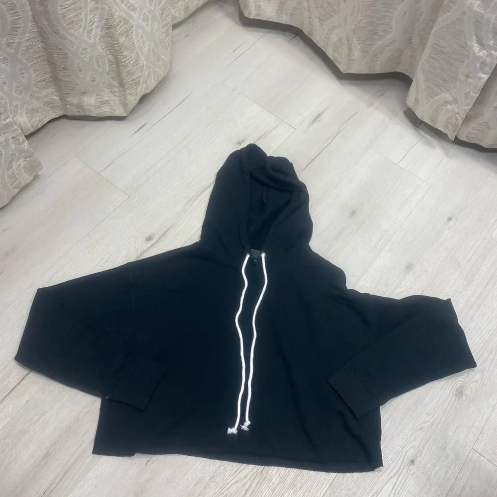 wild fable Black Cropped Hoodie with White Drawstrings - Picture 2 of 7